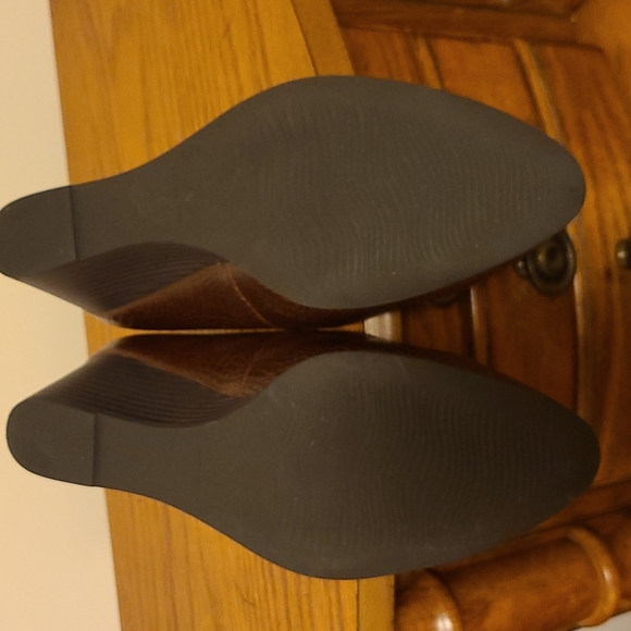 Like New SOUL Naturalizer Glimmer Pump - Picture 8 of 8